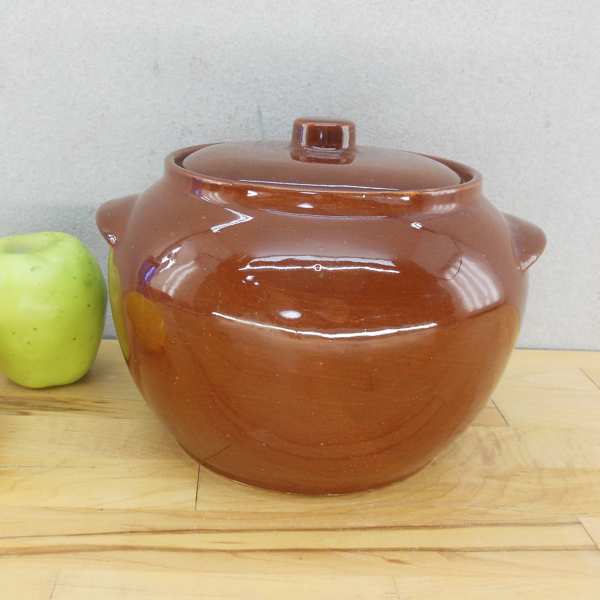 Watt Oven Ware USA Brown Pottery Bean Pot 76