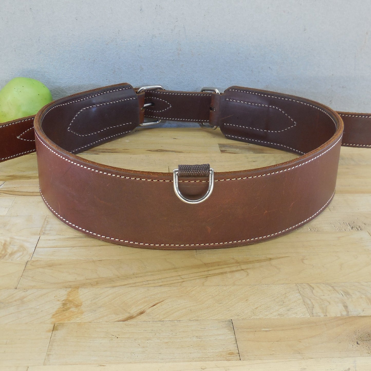 Weaver USA Leather 39" Back Cinch 3" Billet 25" used