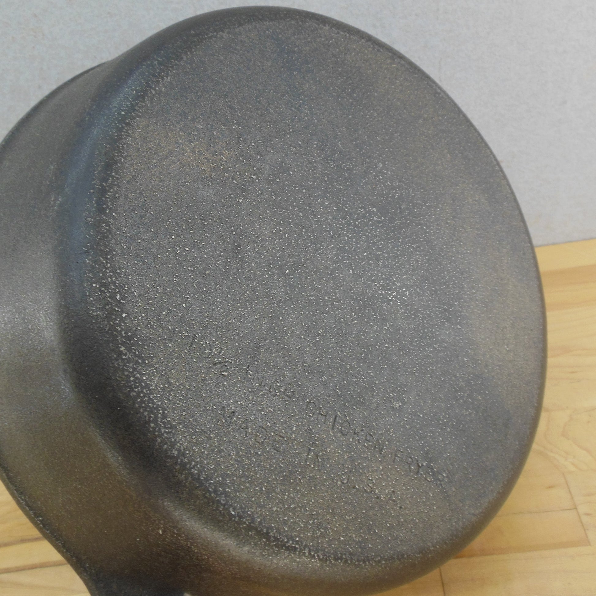 Wagner Ware USA Unbranded #8 Cast Iron 10-1/2" Chicken Fry Deep Skillet no Lid

