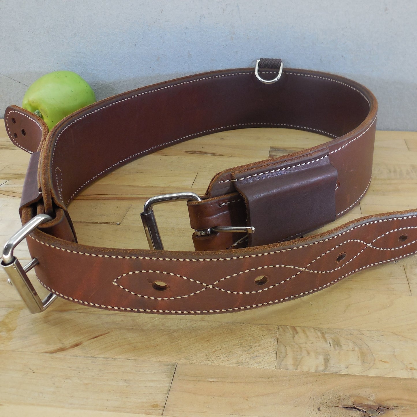 Weaver USA Leather 39" Back Cinch 3" Billet 25" Clean