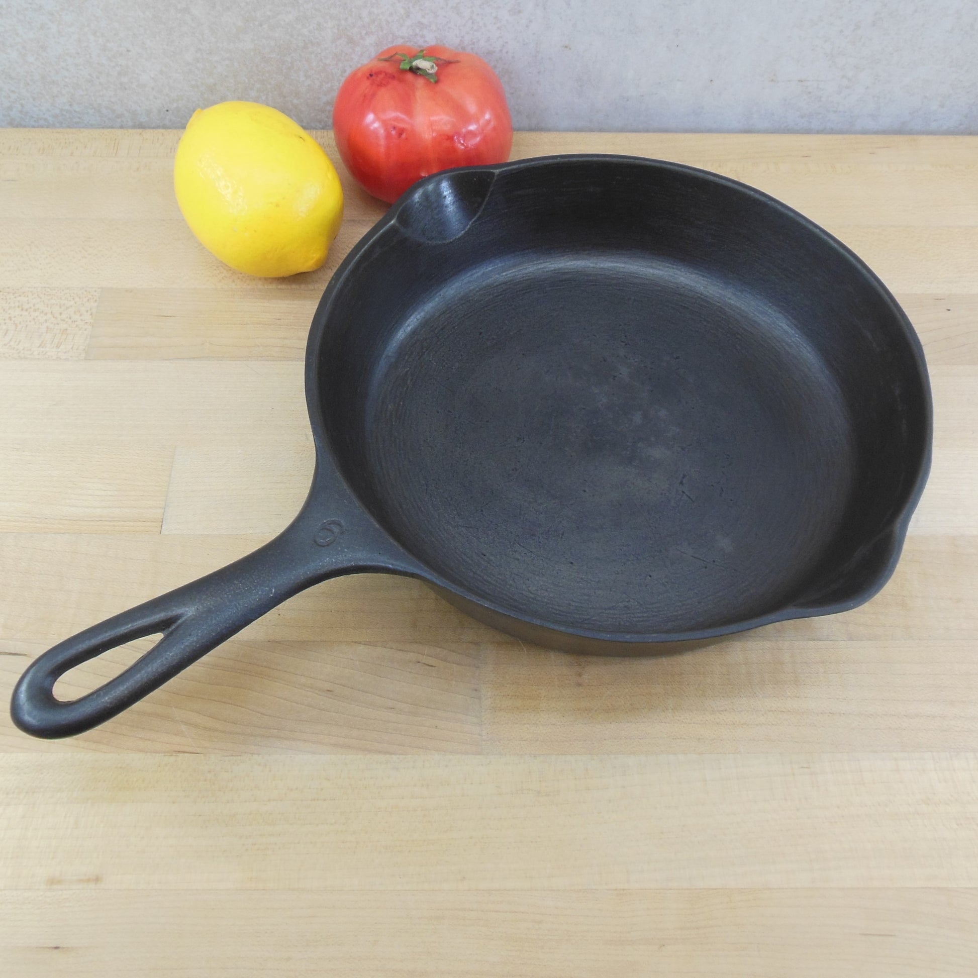 6.25 Shallow Round Cast Iron Frying Pan / Skillet with Handle (1 Skillet)  by MyXOHome, 1 - Harris Teeter