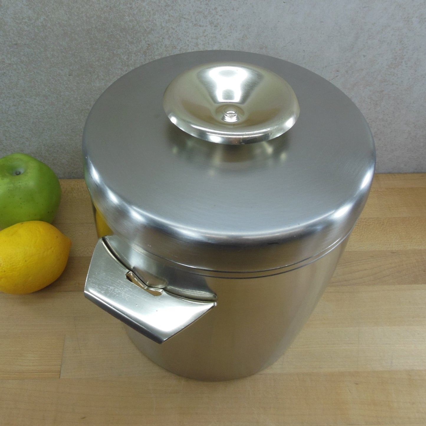 West Bend USA "Ice Butler" 4 Qt. Stainless Insulated Ice Bucket 7254 Vintage