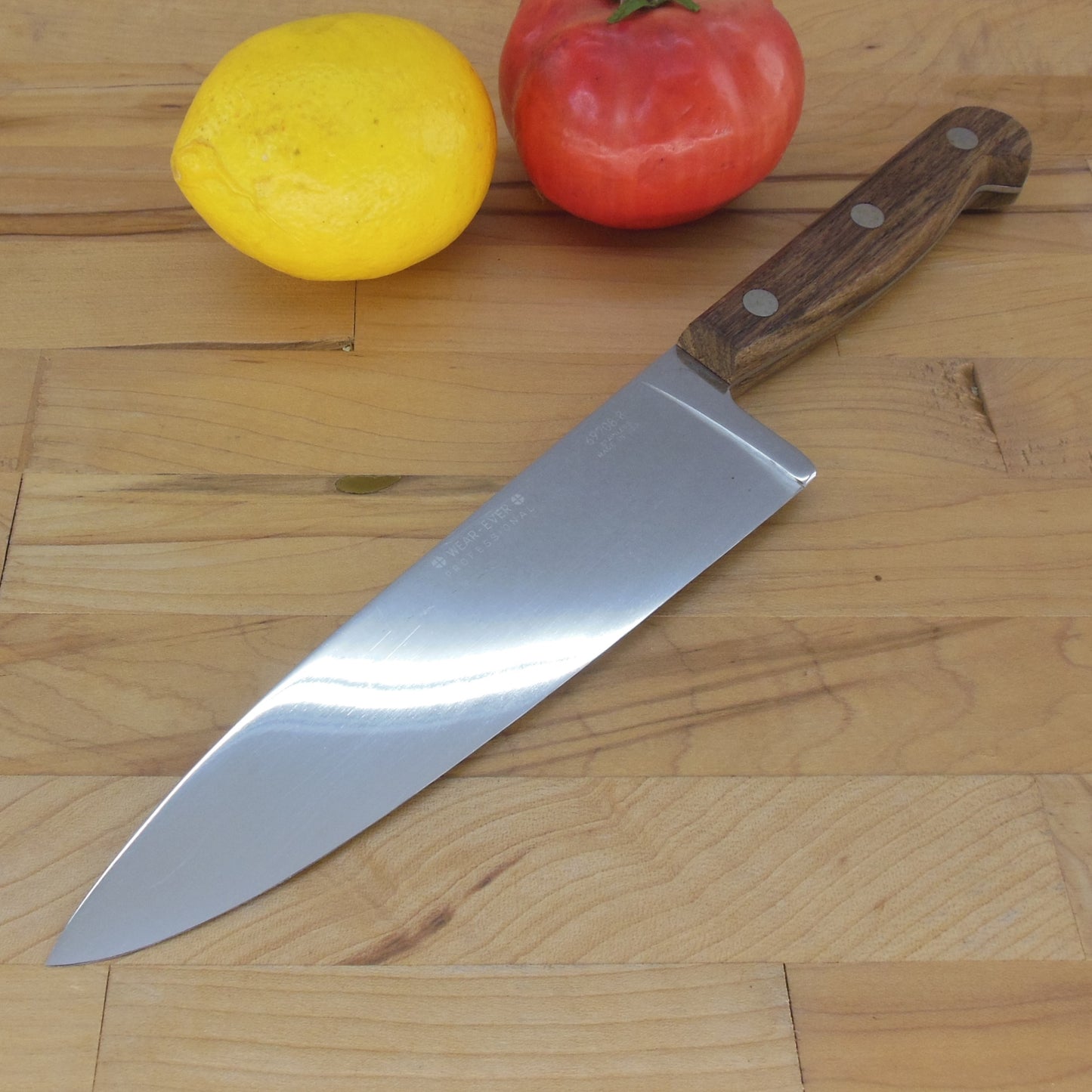 Wear Ever USA Professional Stainless 8" Chef Knife Wood Handle 69208-8