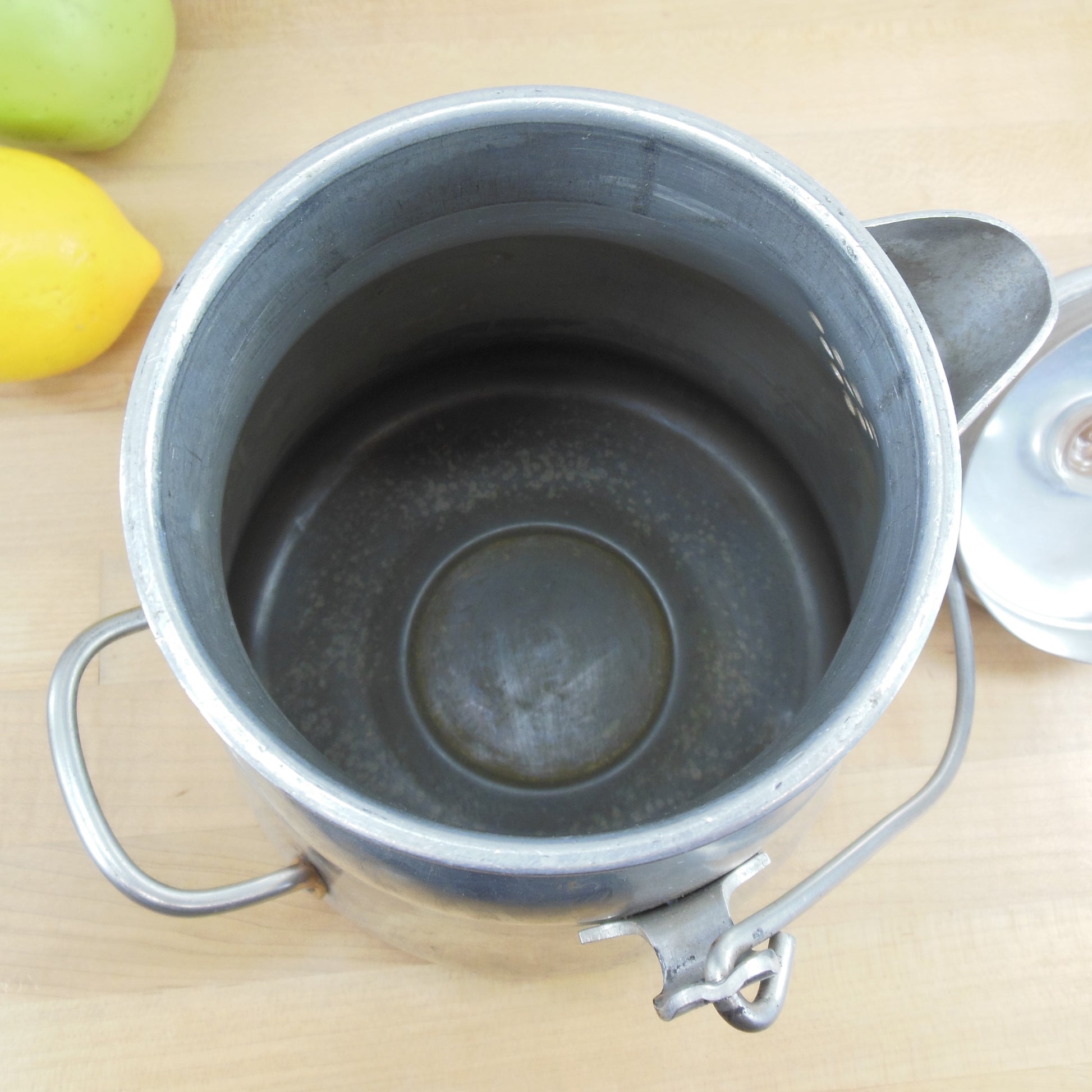 Wear Ever USA No. 3112 Aluminum Coffee Percolator Pot - No Guts Inset Used