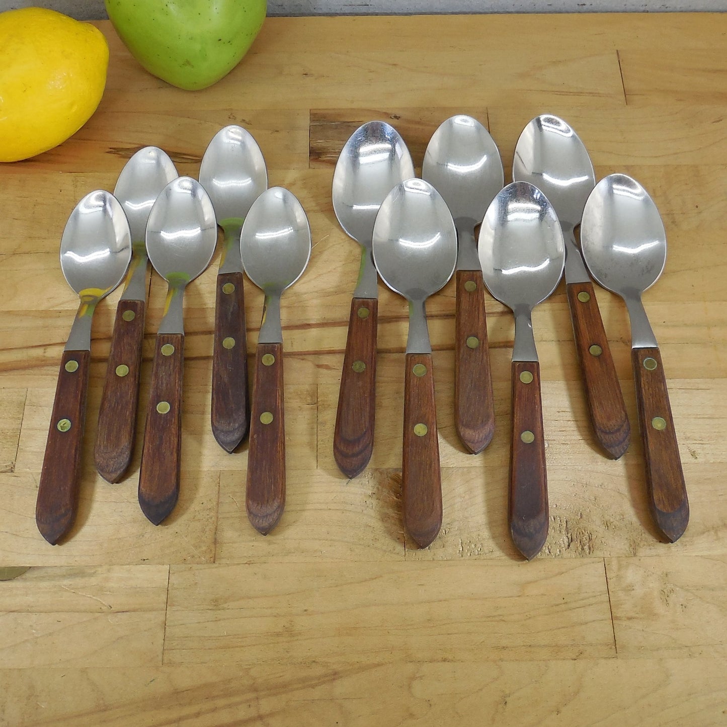 Washington Forge USA Town & Country Stainless Wood Teaspoon Spoon 11 Lot
