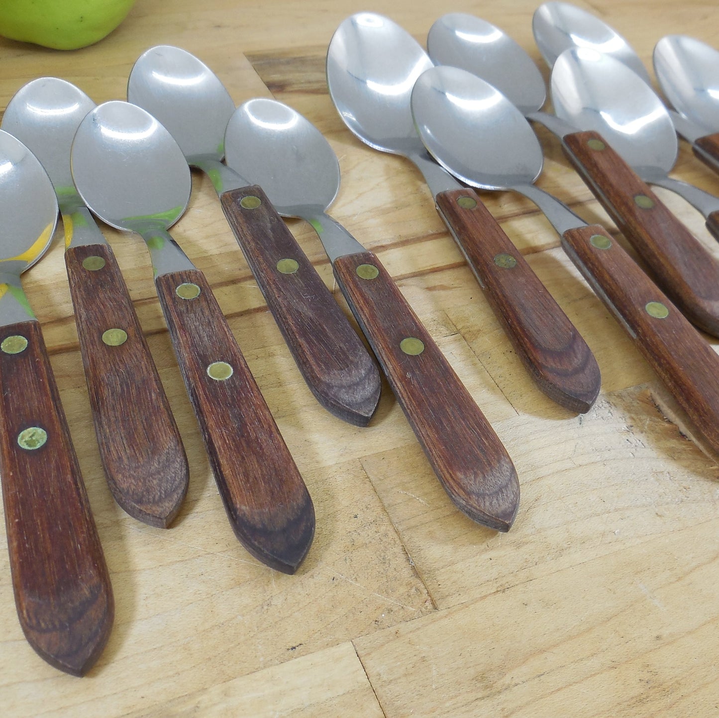 Washington Forge USA Town & Country Stainless Wood Teaspoon Spoon 11 Lot