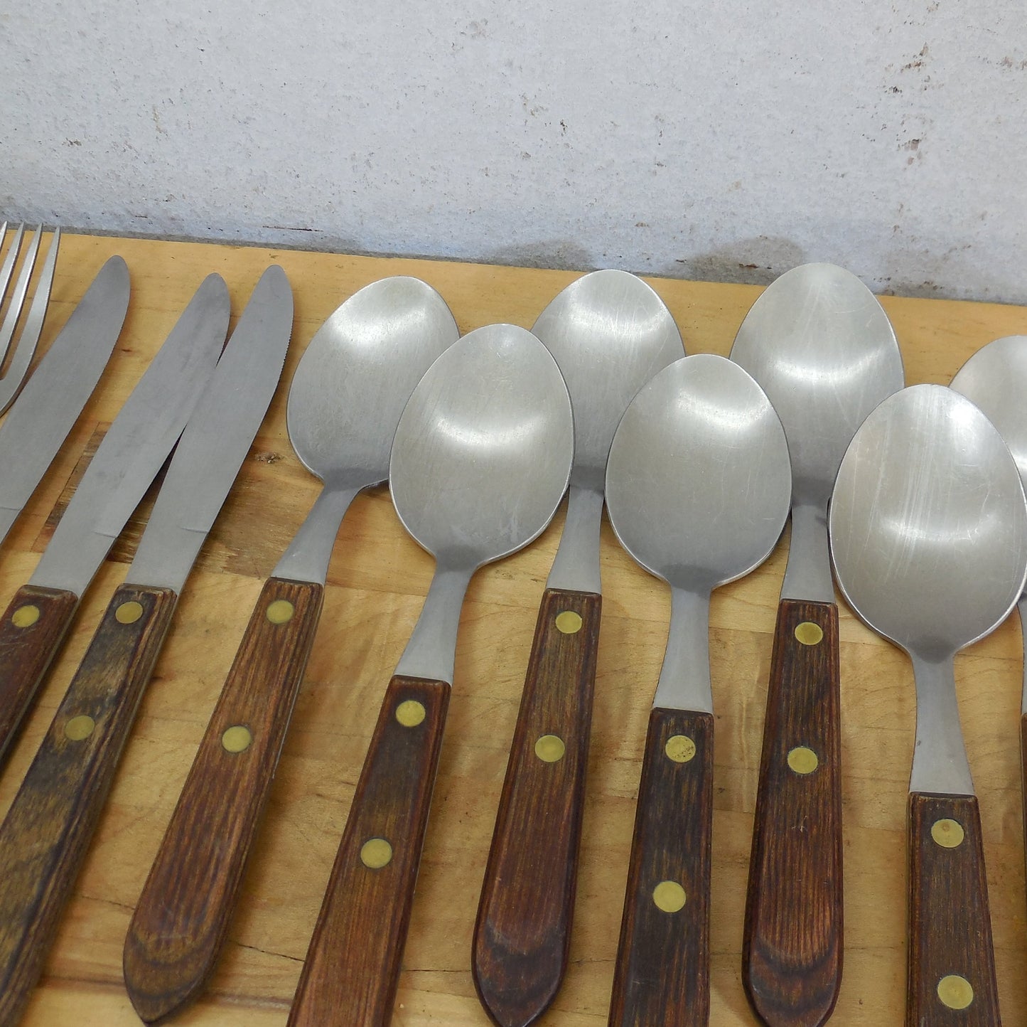 Washington Forge USA Town & Country Stainless Wood Flatware 31 Lot