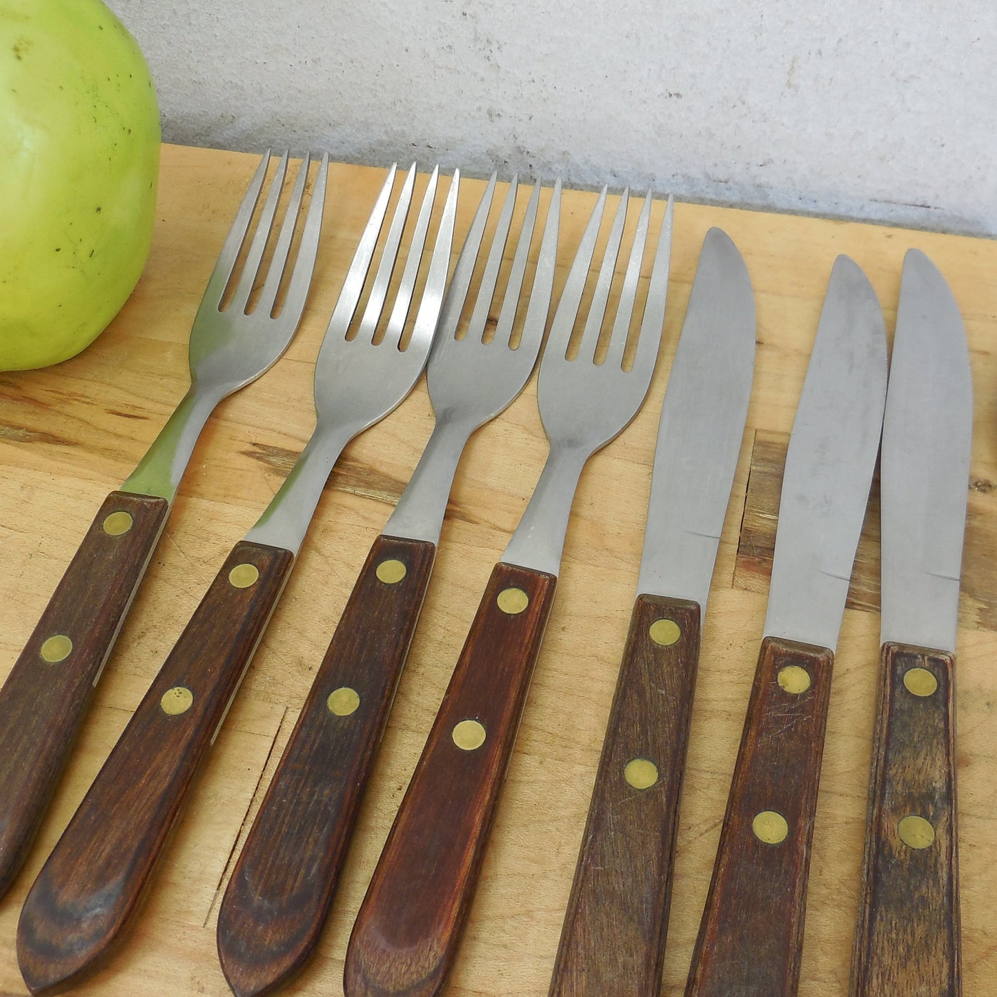 Washington Forge USA Town & Country Stainless Wood Flatware 31 Lot