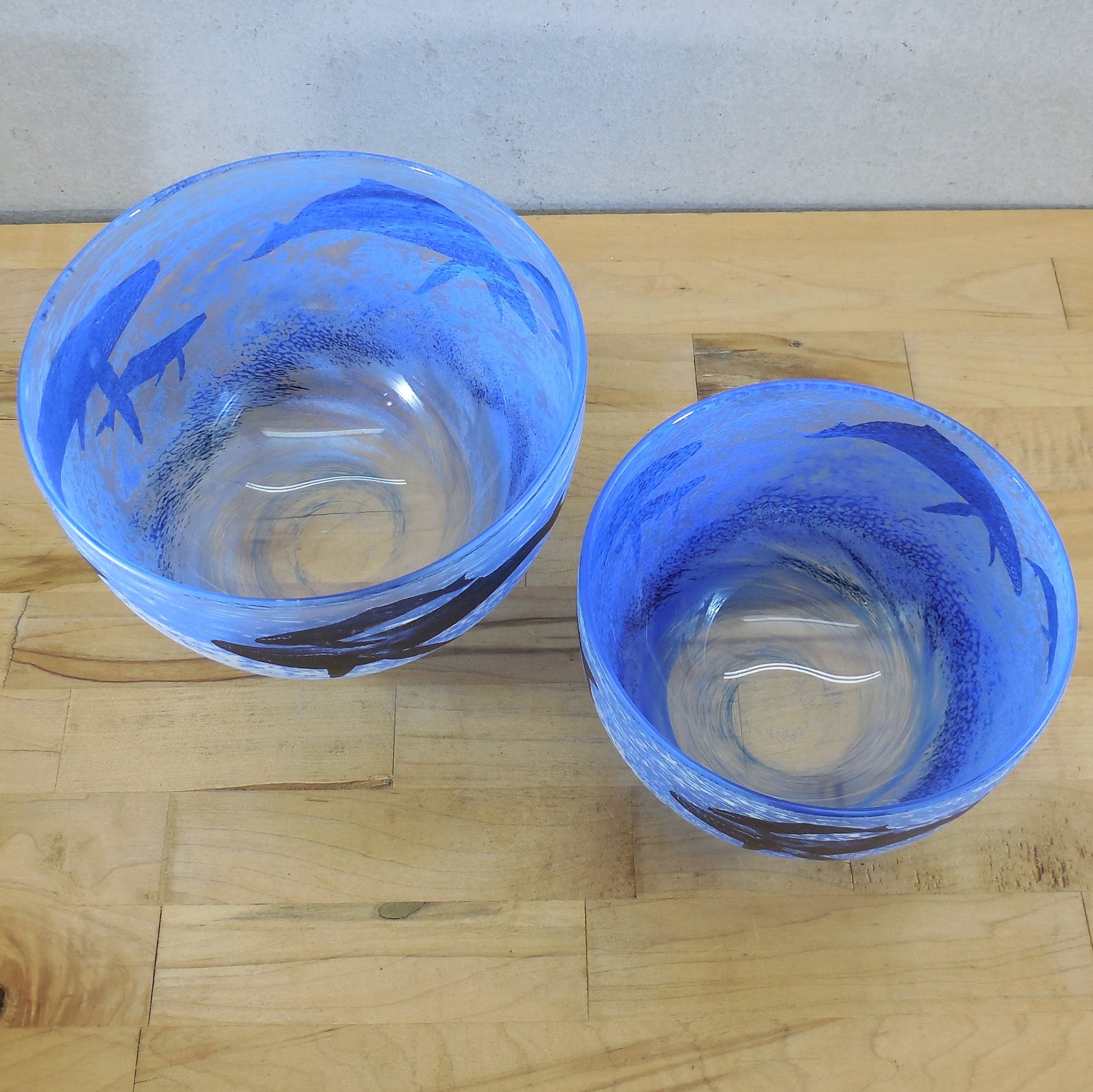 Malcolm Sutcliffe Pair Cameo Art Glass Bowls Whales Blue Black 6" 7"