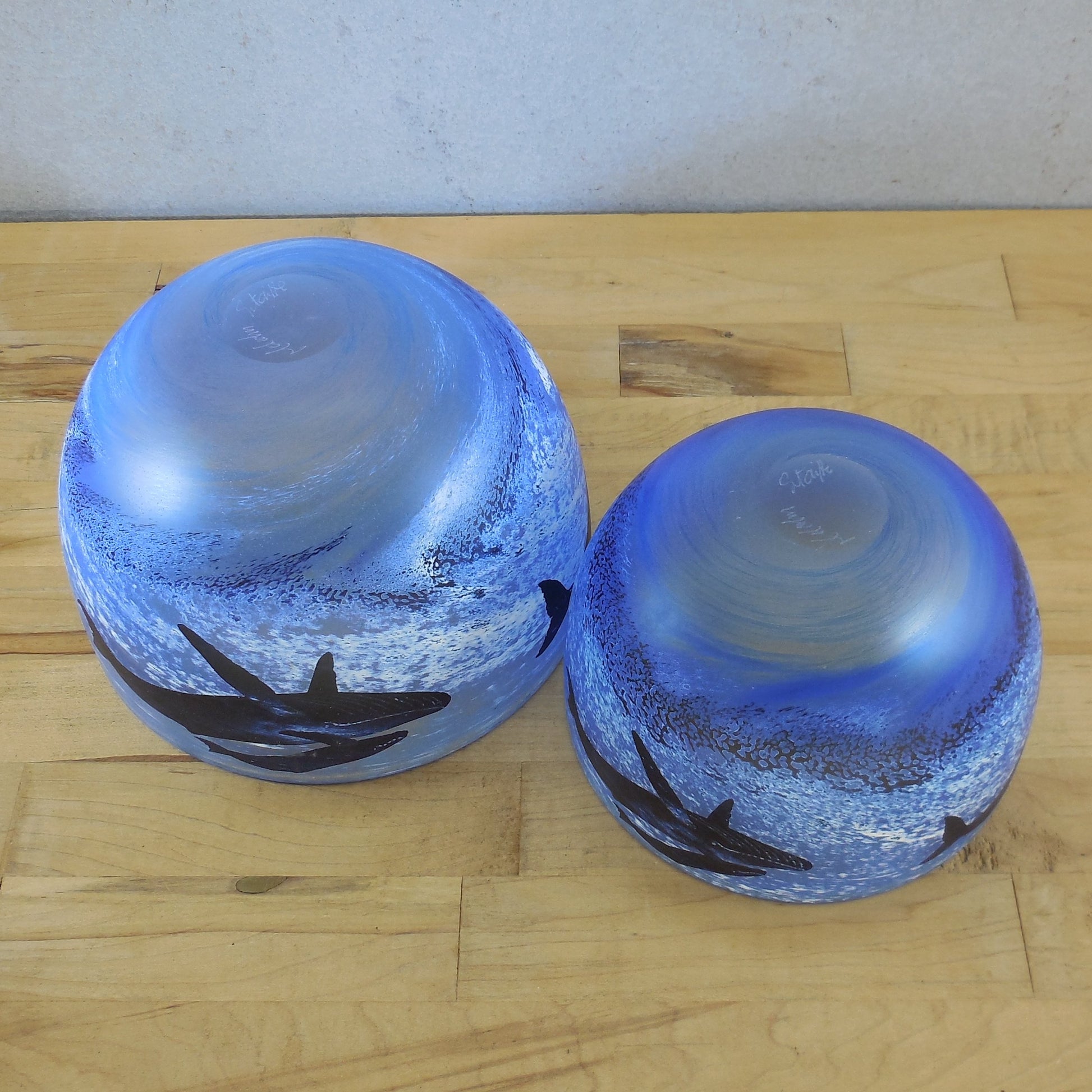 Malcolm Sutcliffe Pair Cameo Art Glass Bowls Whales Blue Black Used