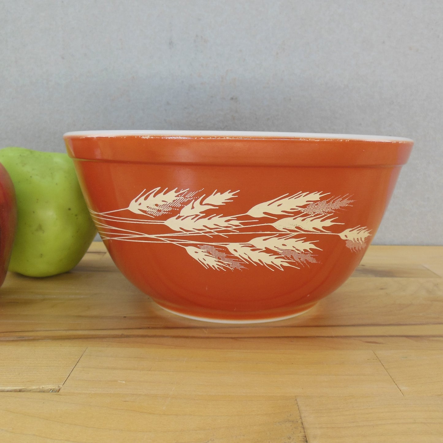 Pyrex Glass USA Autumn Harvest Dark Wheat Mixing Bowl 402