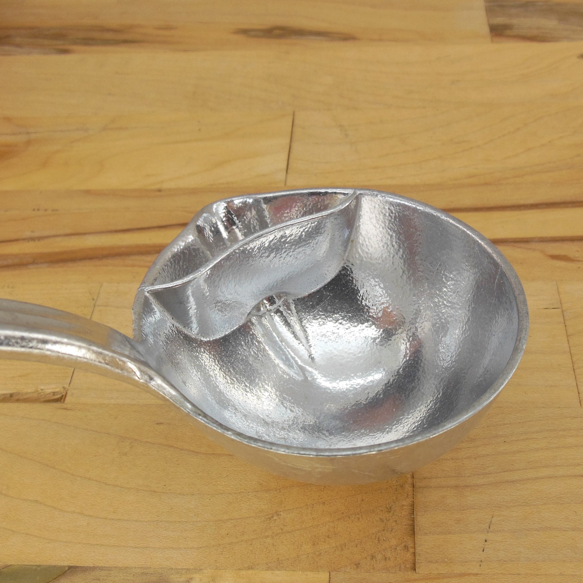 Westmark Germany Aluminum Fat Off Gravy Strainer Ladle #7650 Gated Spout Hang Hook