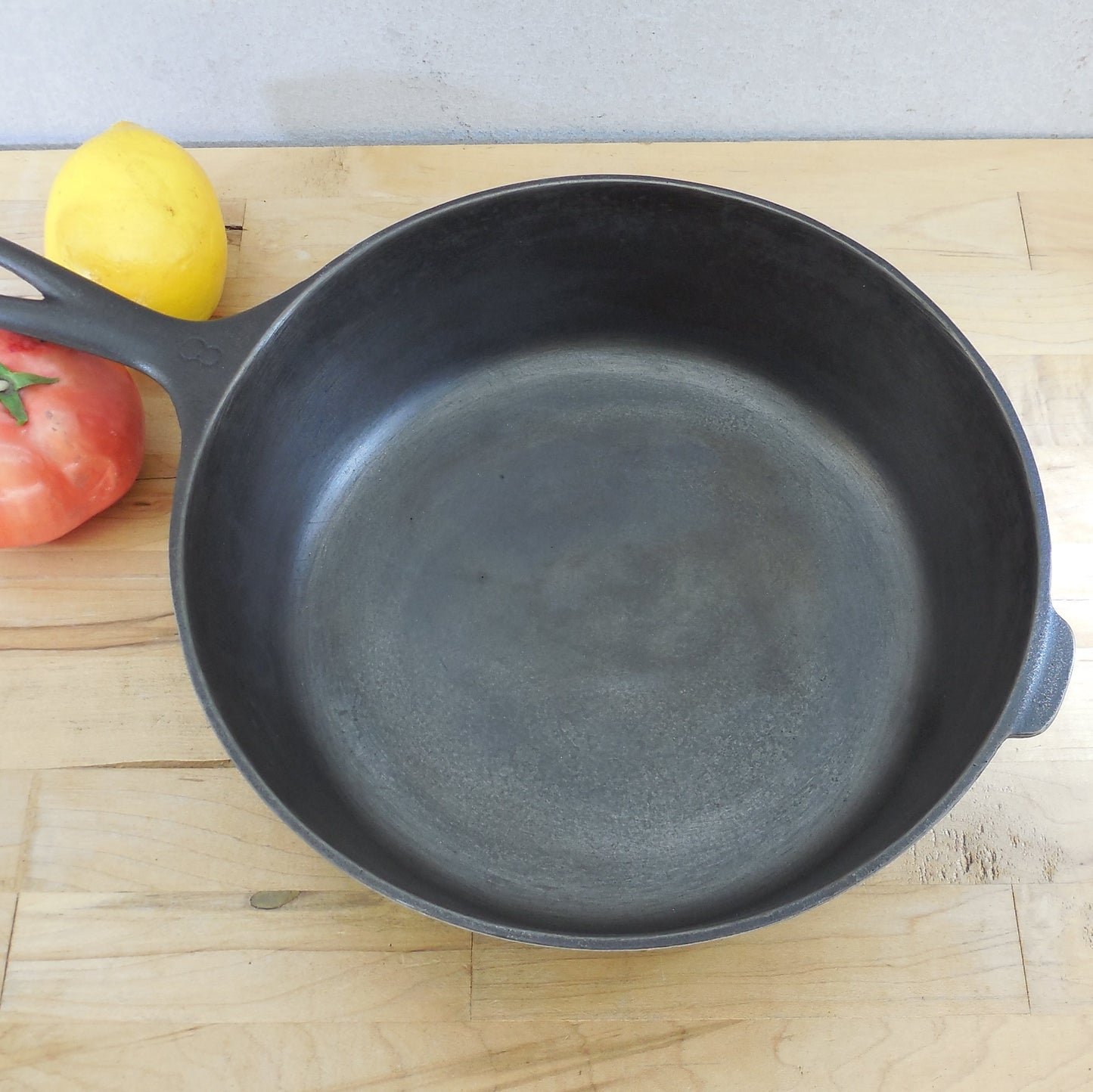 Wagner Ware #8 Cast Iron 1088 Deep Chicken Fryer Skillet Restored Used