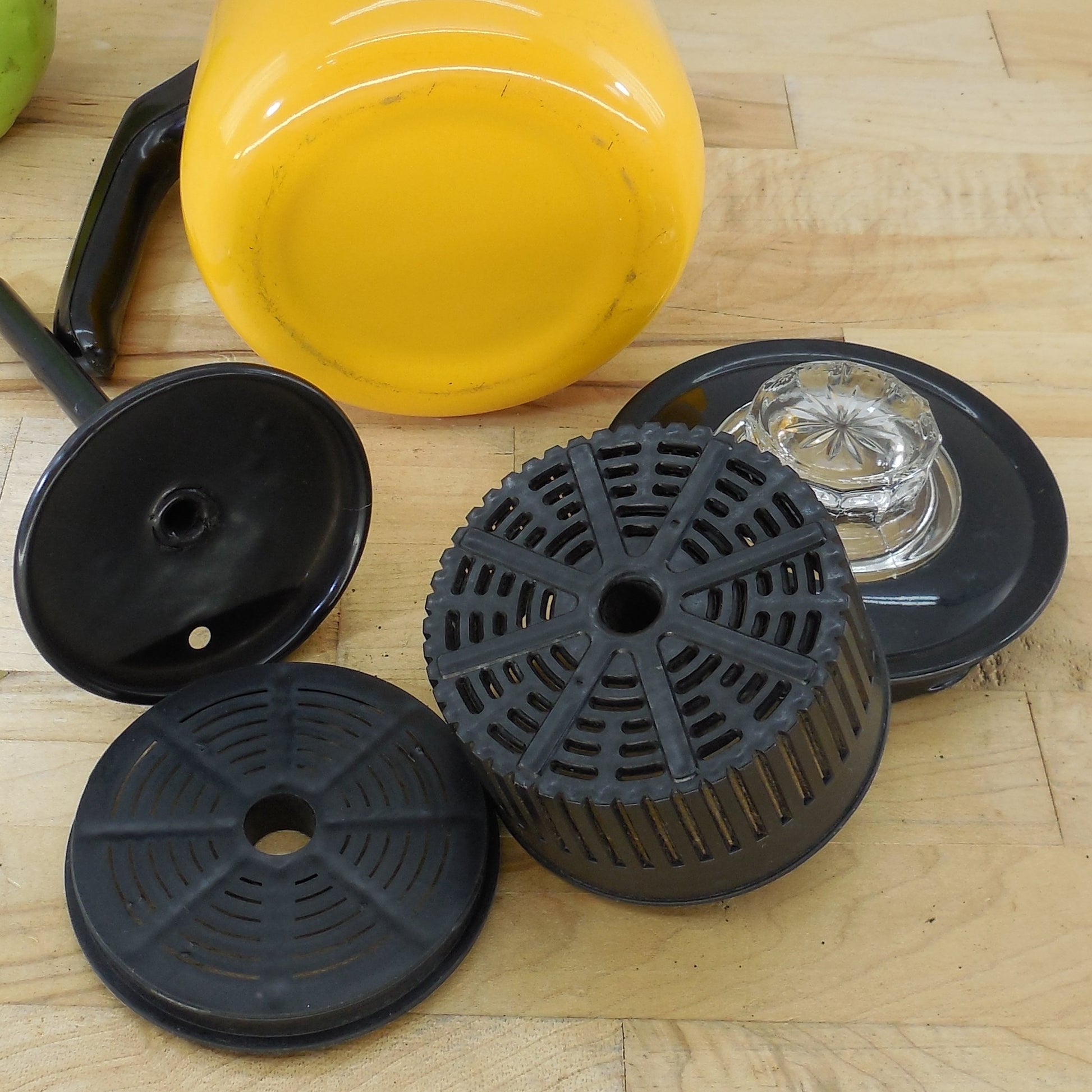 Unbranded Yellow Enamelware Stovetop Coffee Pot Percolator Used