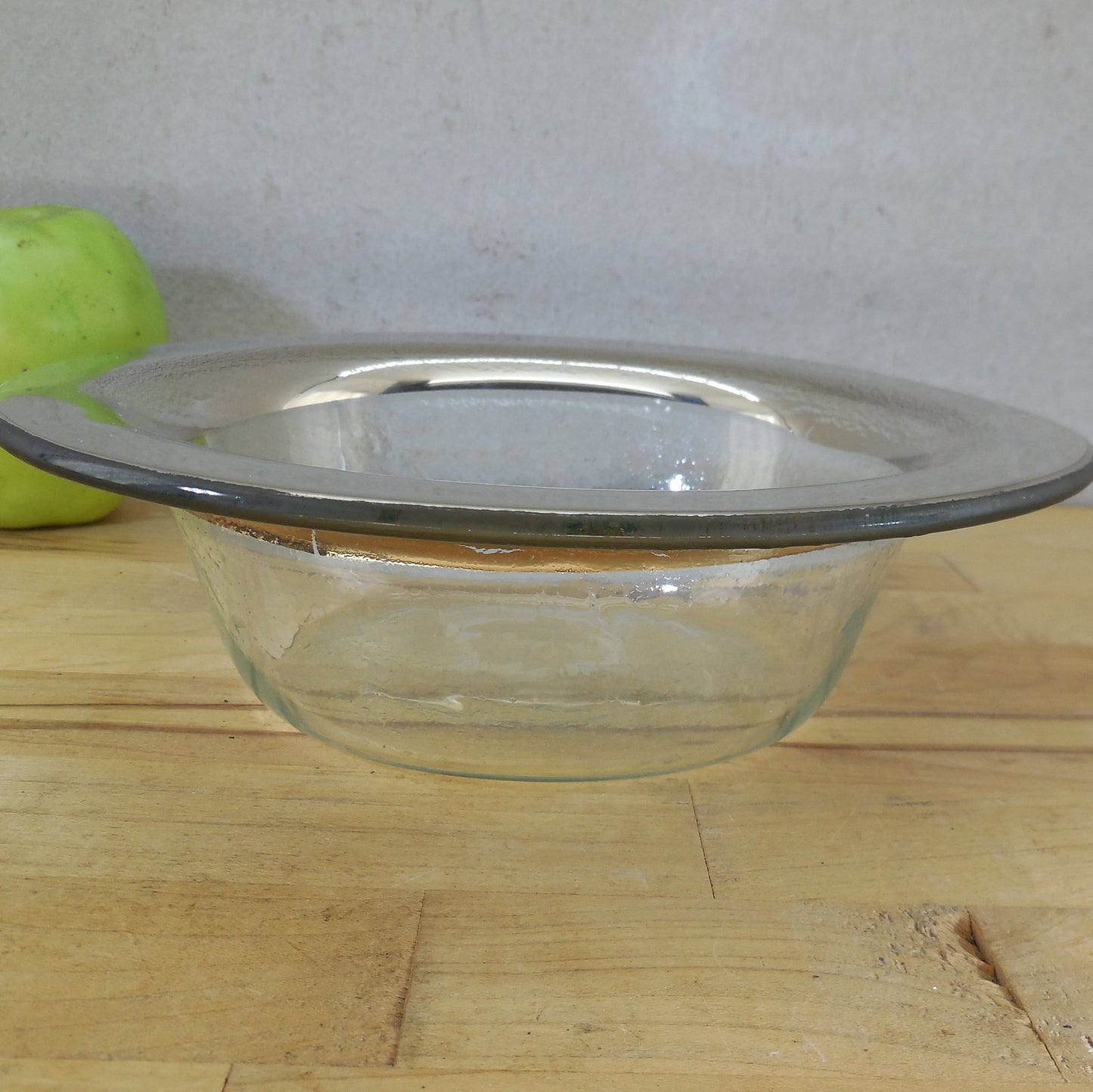 Annieglass 1985 Art Glass Roman Antique Platinum Round Bowl 8" Vintage