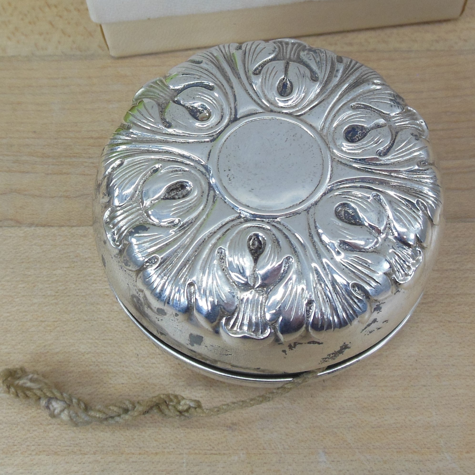 Sterling engraved Victorian cheapest YO-YO