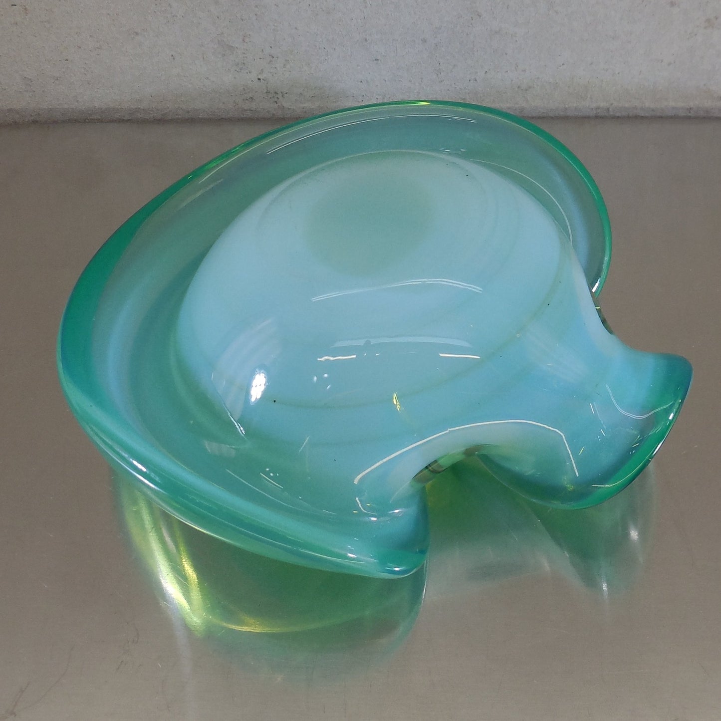 Murano Glass Unsigned Opaline Fade Blue Green Folded Bowl 7" Bottom