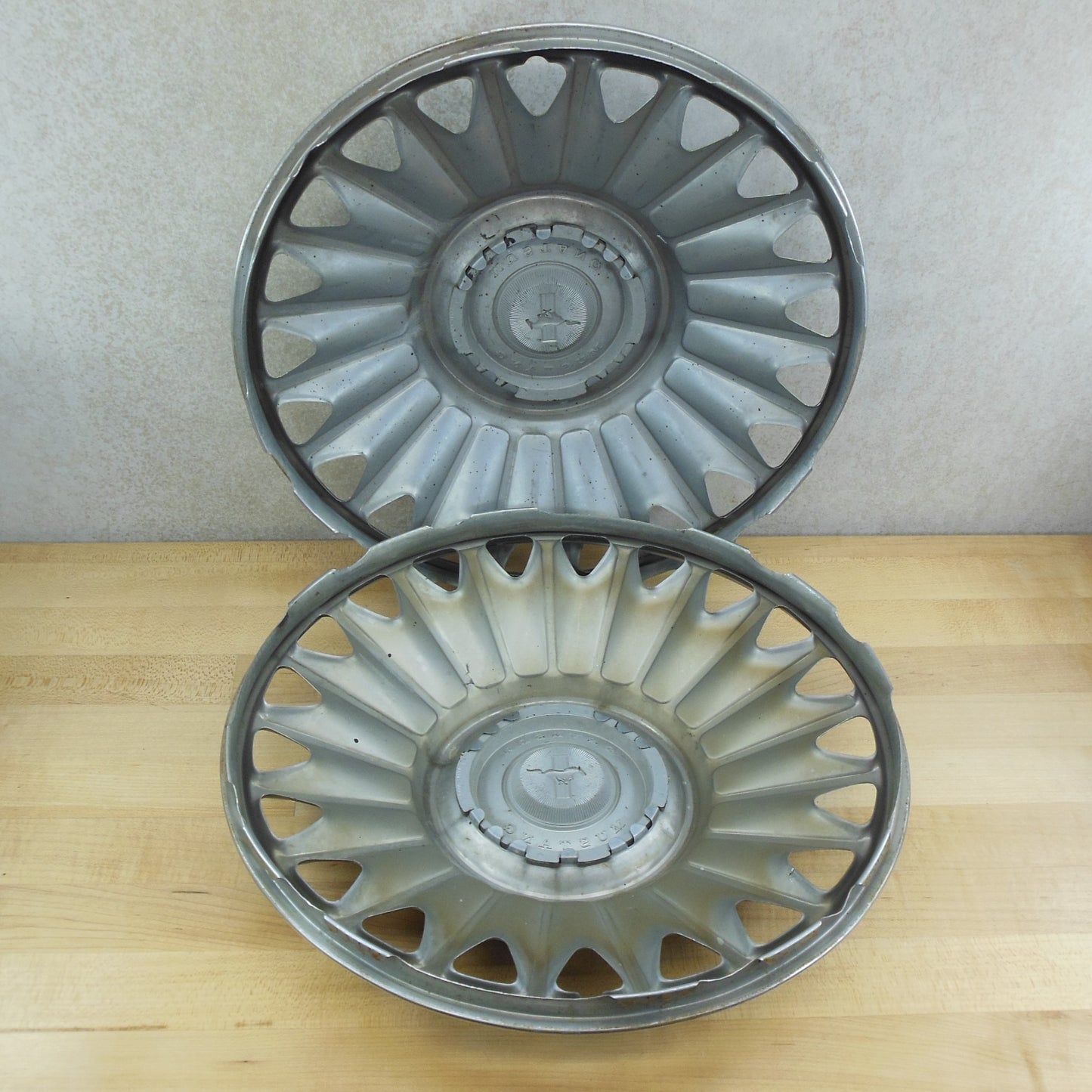 Ford Mustang Pair Circa 1967 Hubcaps Wheel Cover C7ZA-1137 14" Stainless