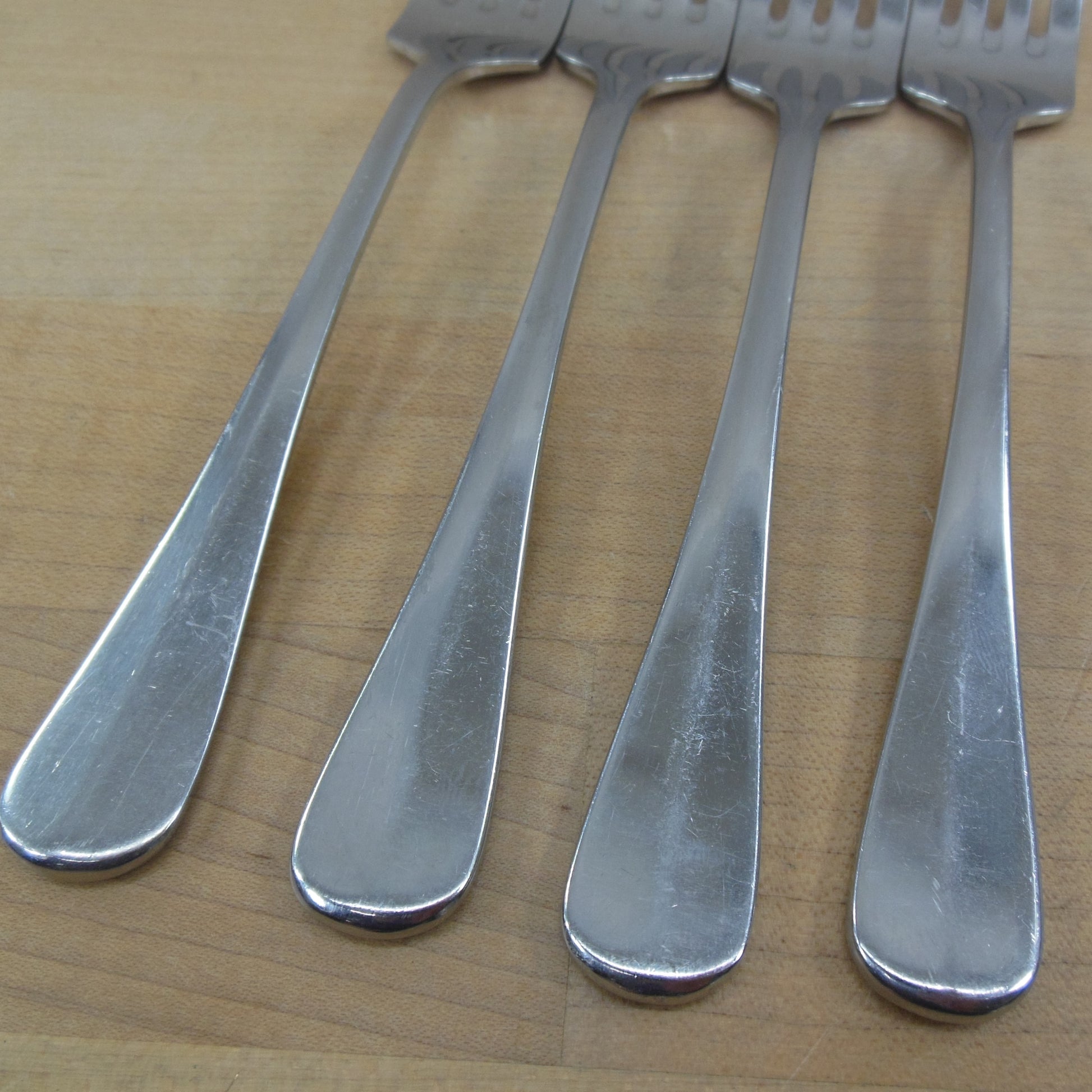 Villeroy & Boch La Coupole Stainless Flatware - 4 Set Salad Forks used