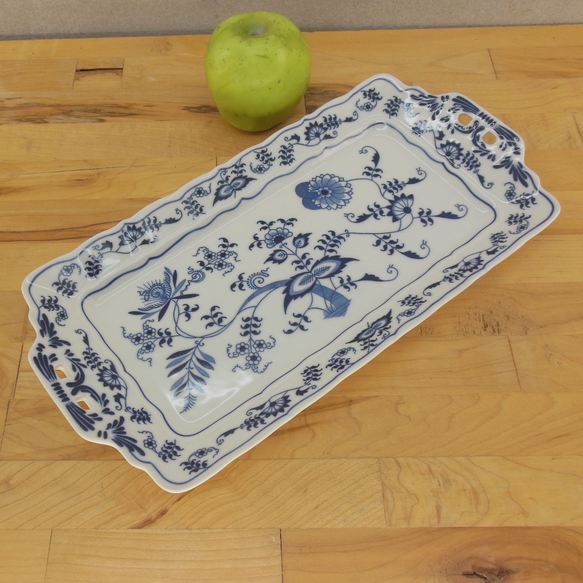 Blue Danube Japan Blue Onion Rectangular Sandwich Serving Tray 7x14