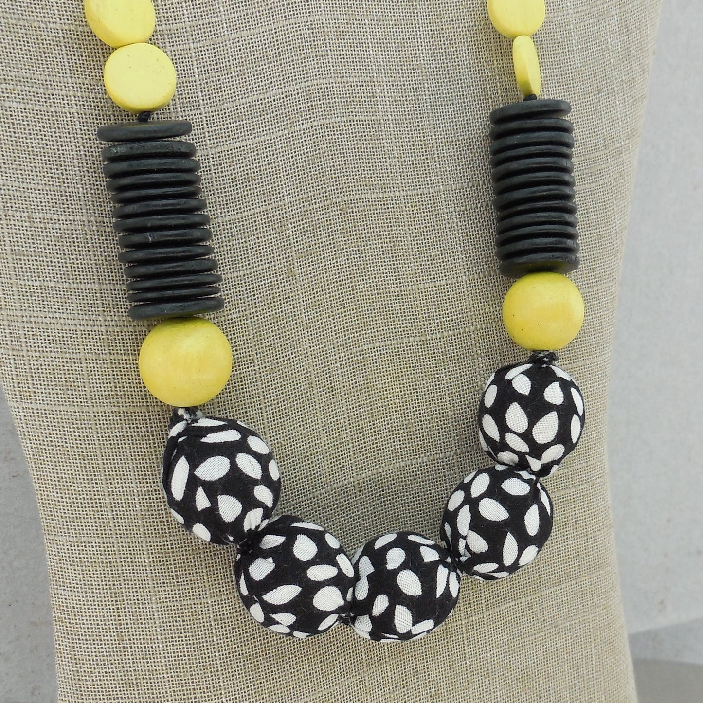 Sylca Designs Ball Disc Bead Necklace Black Yellow White Poka Dot