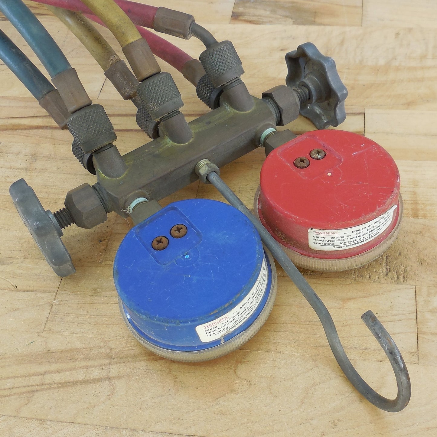 Ritchie Yellow Jacket Test & Charging Manifold Gauges With Hoses Untested