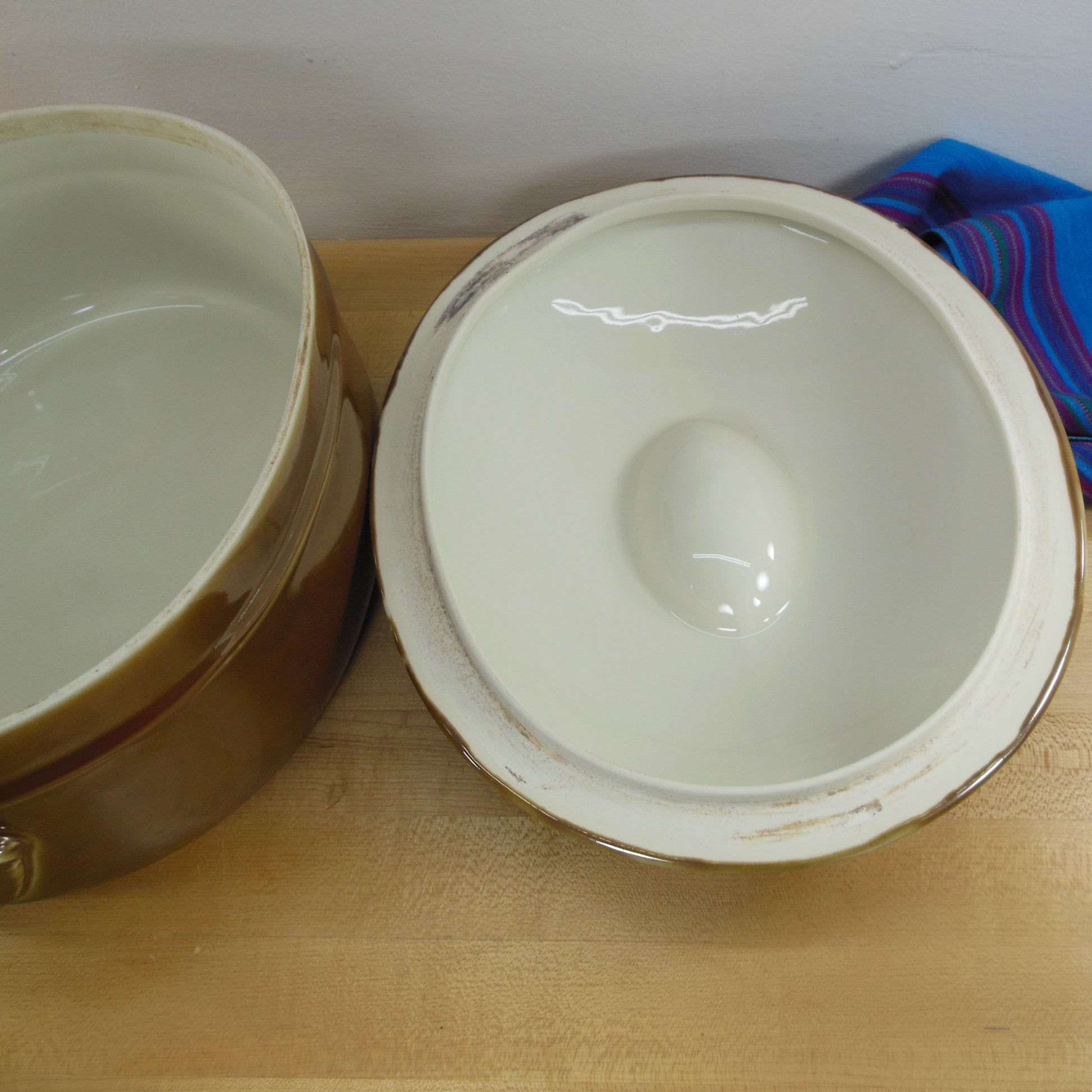 Pillivuyt & Co. France 6 Quart Brown Porcelain Oval Roaster Shell Handle Lidded Pot