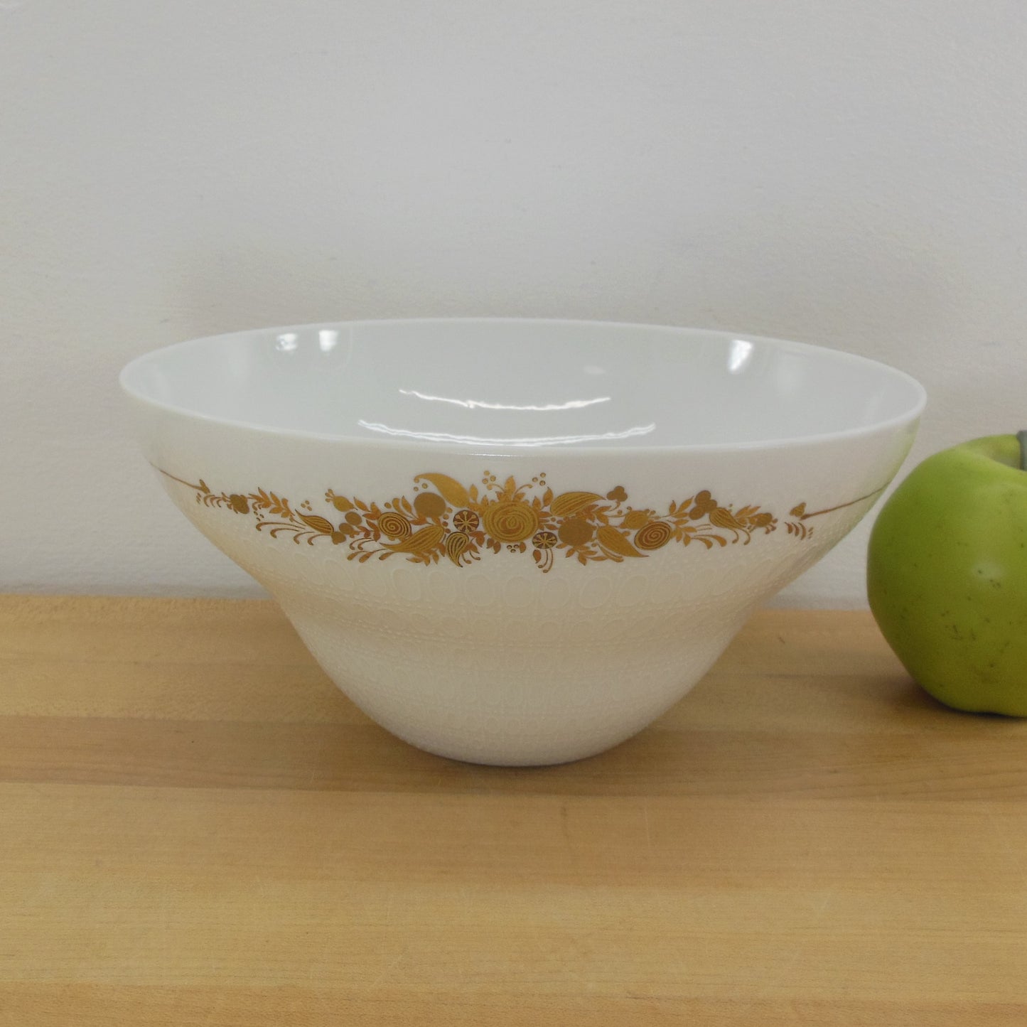 Rosenthal Romance Gold Medley Wiinblad Dinnerware - Vegetable Serving Bowl 8"