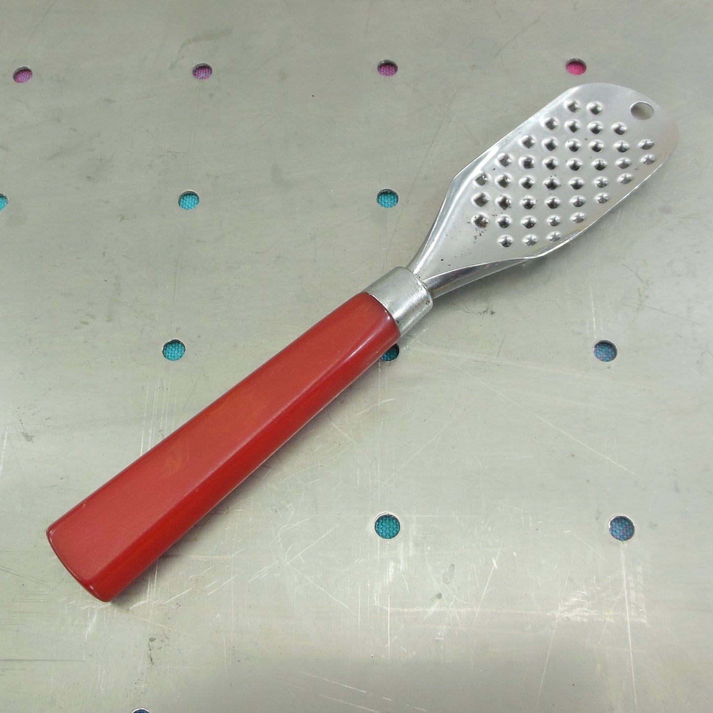 WB/W Red Bakelite Handle Stainless Grater Zester