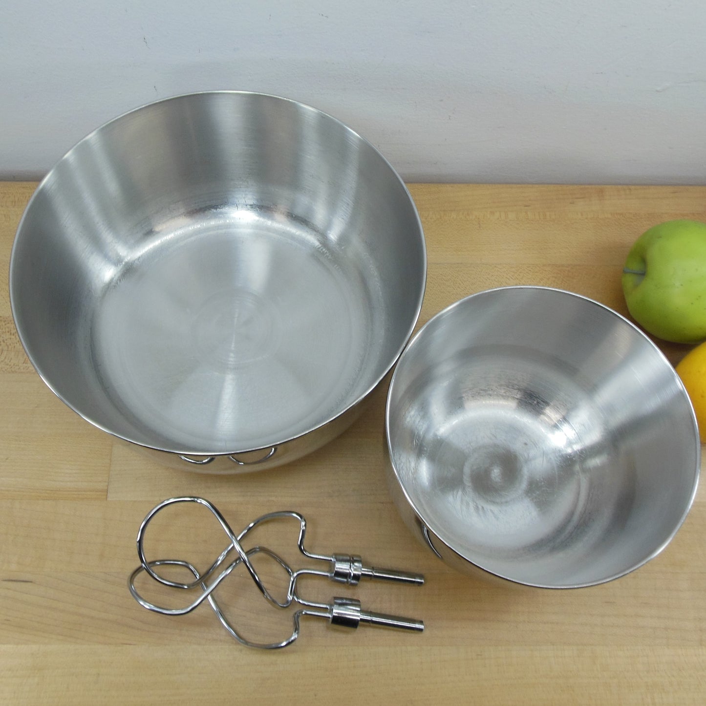 Sunbeam Mixmaster Stainless Mixing Bowl Set & Beaters Large Small