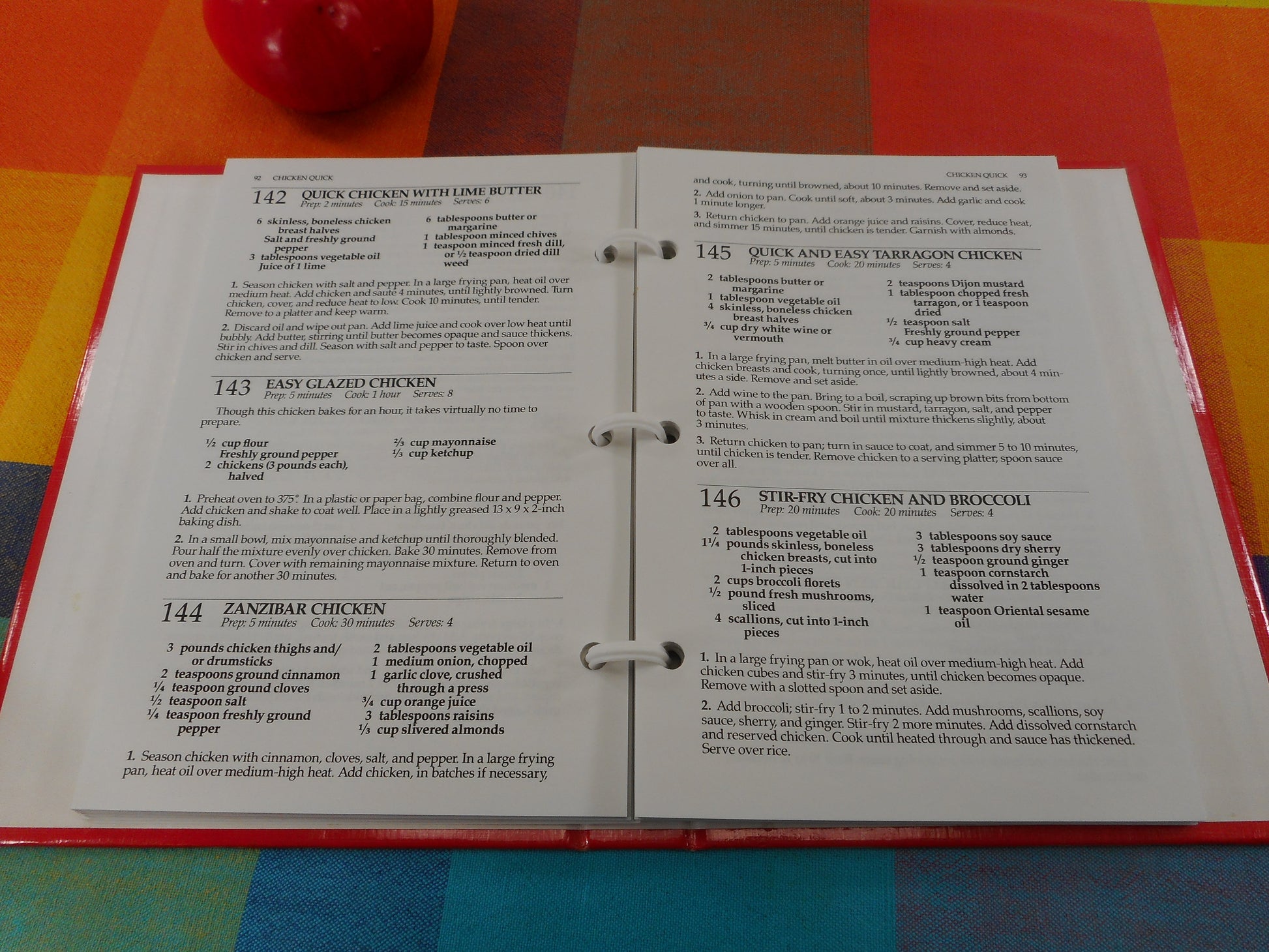 365 Ways To Cook Chicken Cookbook - Cheryl Sedaker 1986 Vintage Used
