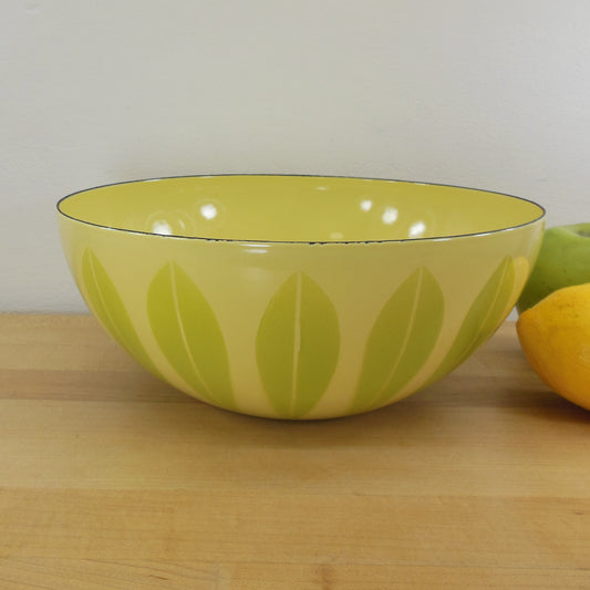 Cathrineholm Norway Enamelware Bowl Rare Green Lime Yellow Lemon Lotus 9"
