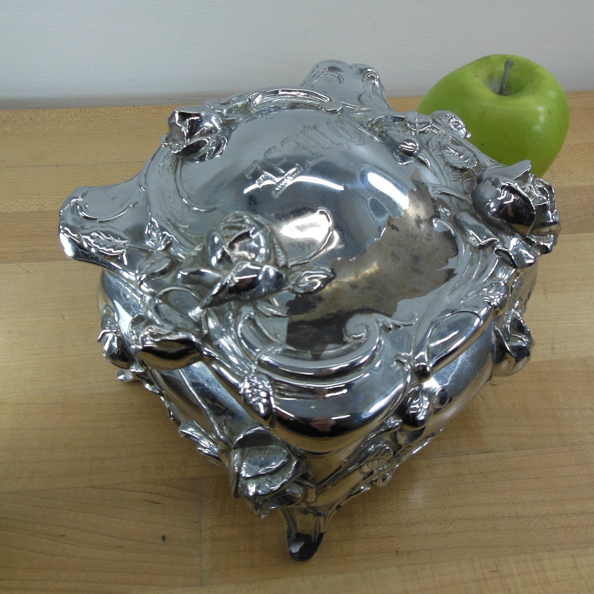 Weidlich Bros. Mfg. Antique Silverplate Jewelry Trinket Box Chest Roses Used