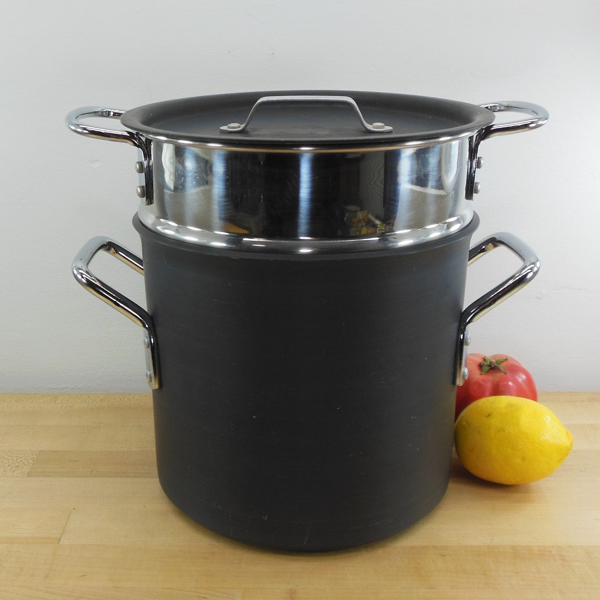 Calphalon USA Anodized 8 Qt Stock Pot Lid with Stainless Pasta Steamer Insert