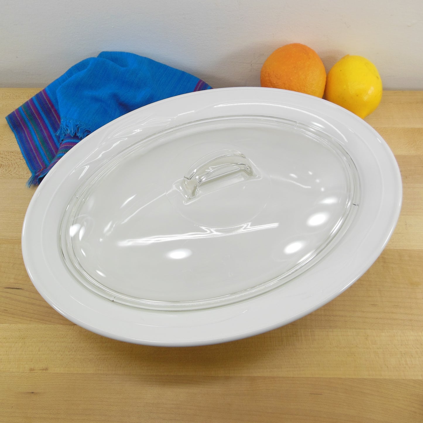 Corning Ware Casual Elegance White Flora Oval Casserole Dish L-32 Glass Lid