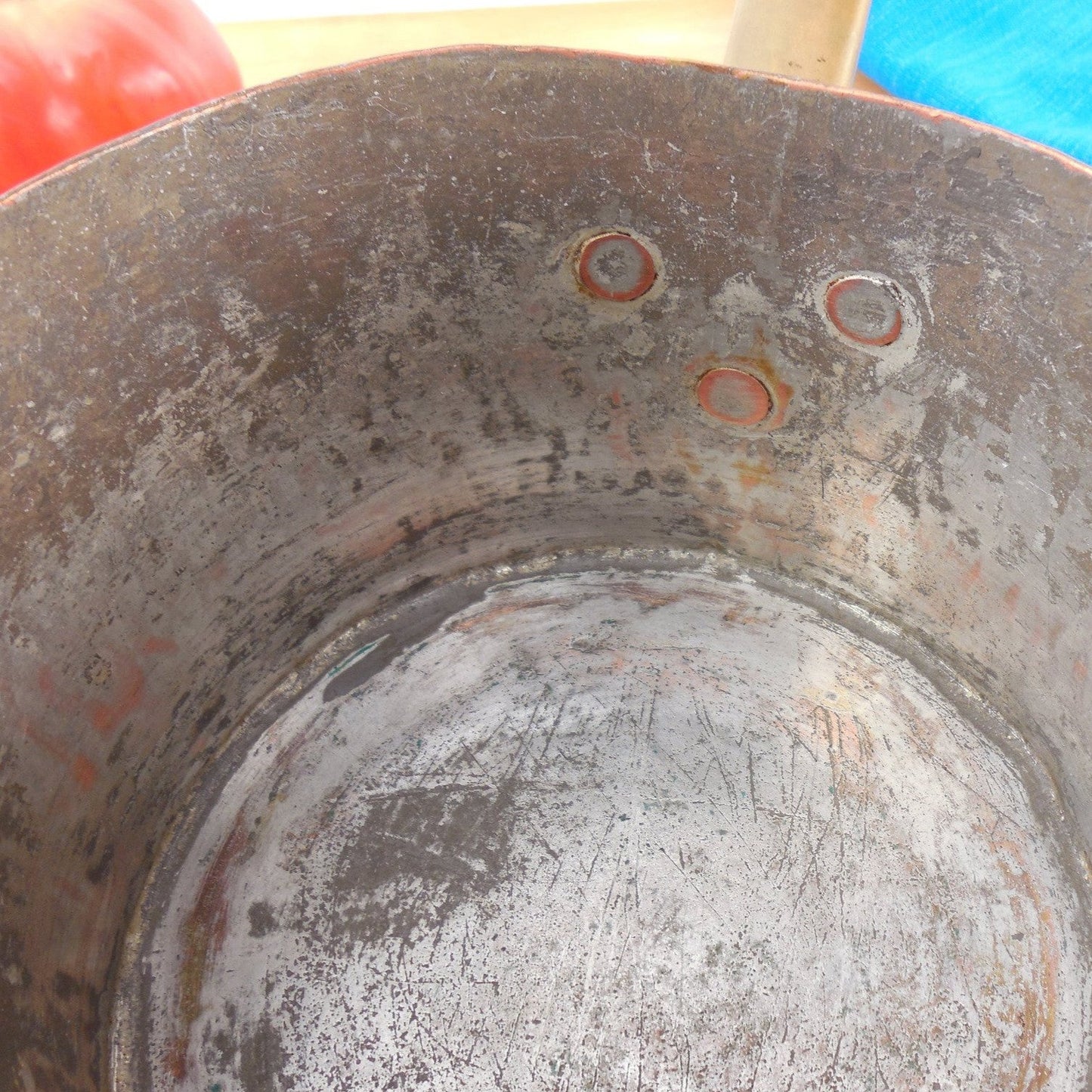 Antique Pat 34384 English? - 1.7 Qt - Dovetailed Hammered Copper Tin Pot Saucepan Vintage Inside 2