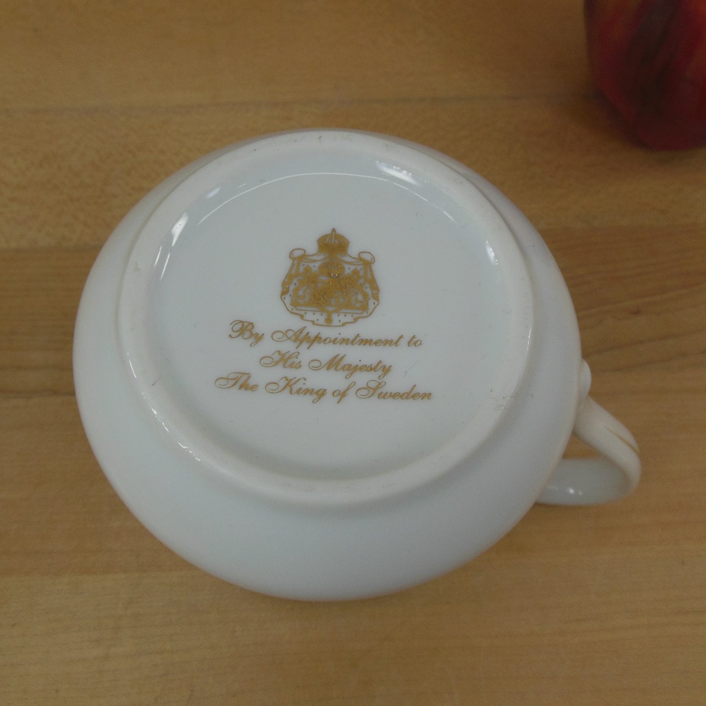 Gevalia Kaffe Swirl White Porcelain Gold Trim King Appointment - Creamer Vintage
