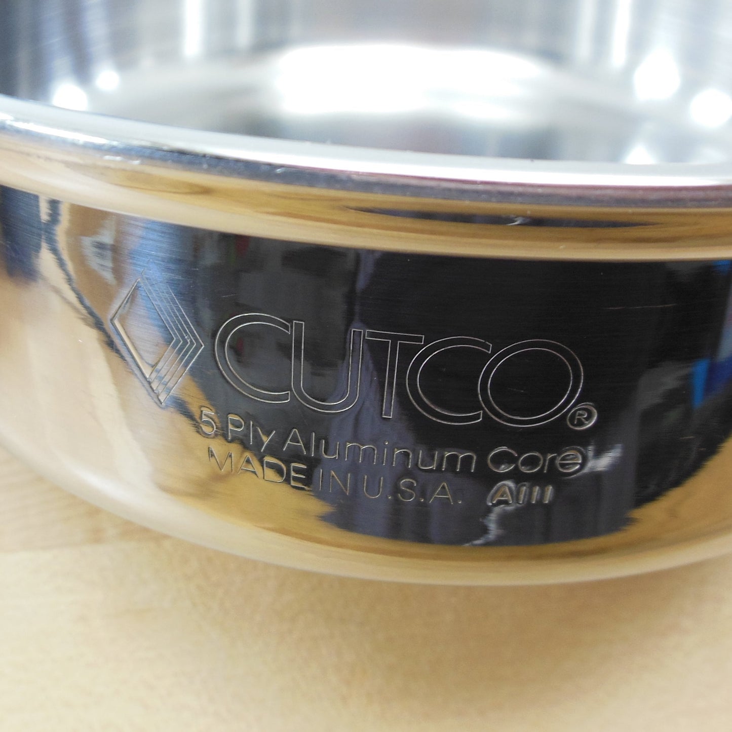 Cutco USA 1 Quart Saucepan & Lid 5 Ply Stainless Steel Logo