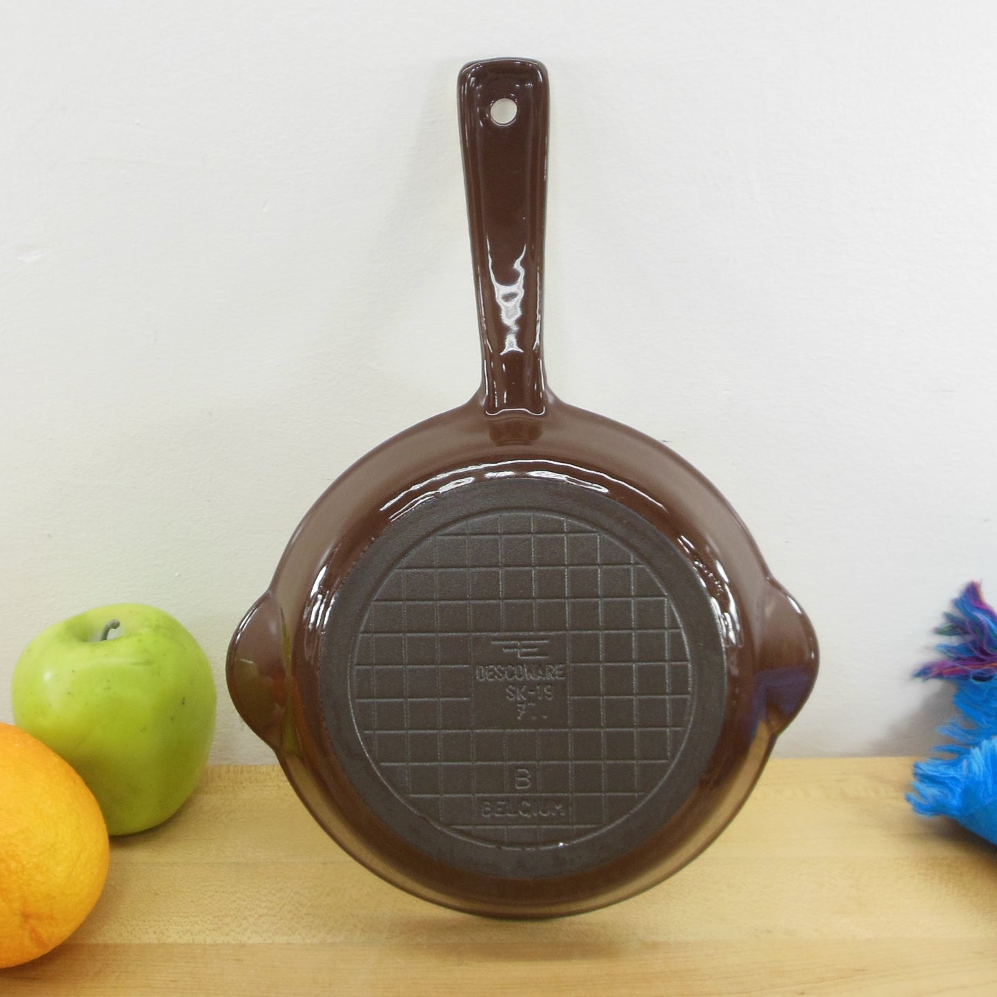 Descoware Belgium Brown Enamel Cast Iron 7" Skillet SK-19