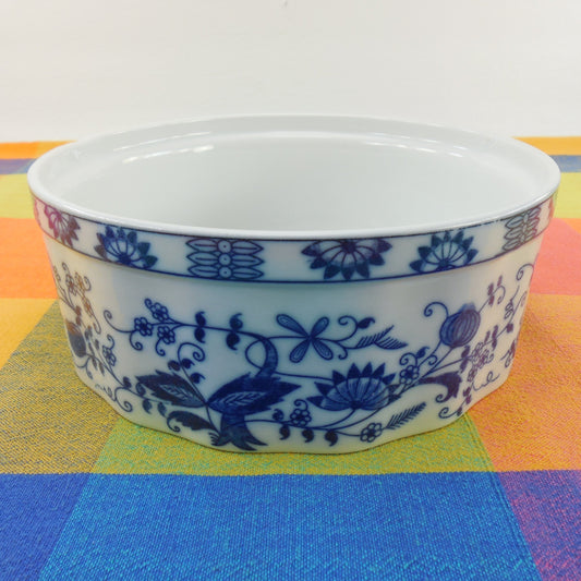 Seymour Mann Blue Onion 6.75" Souffle Dish Bowl