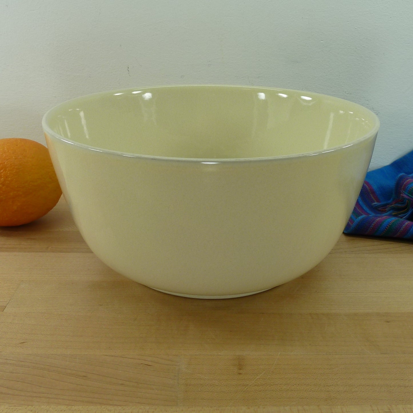 Denby England Flavours Large Serving Bowl Vanilla