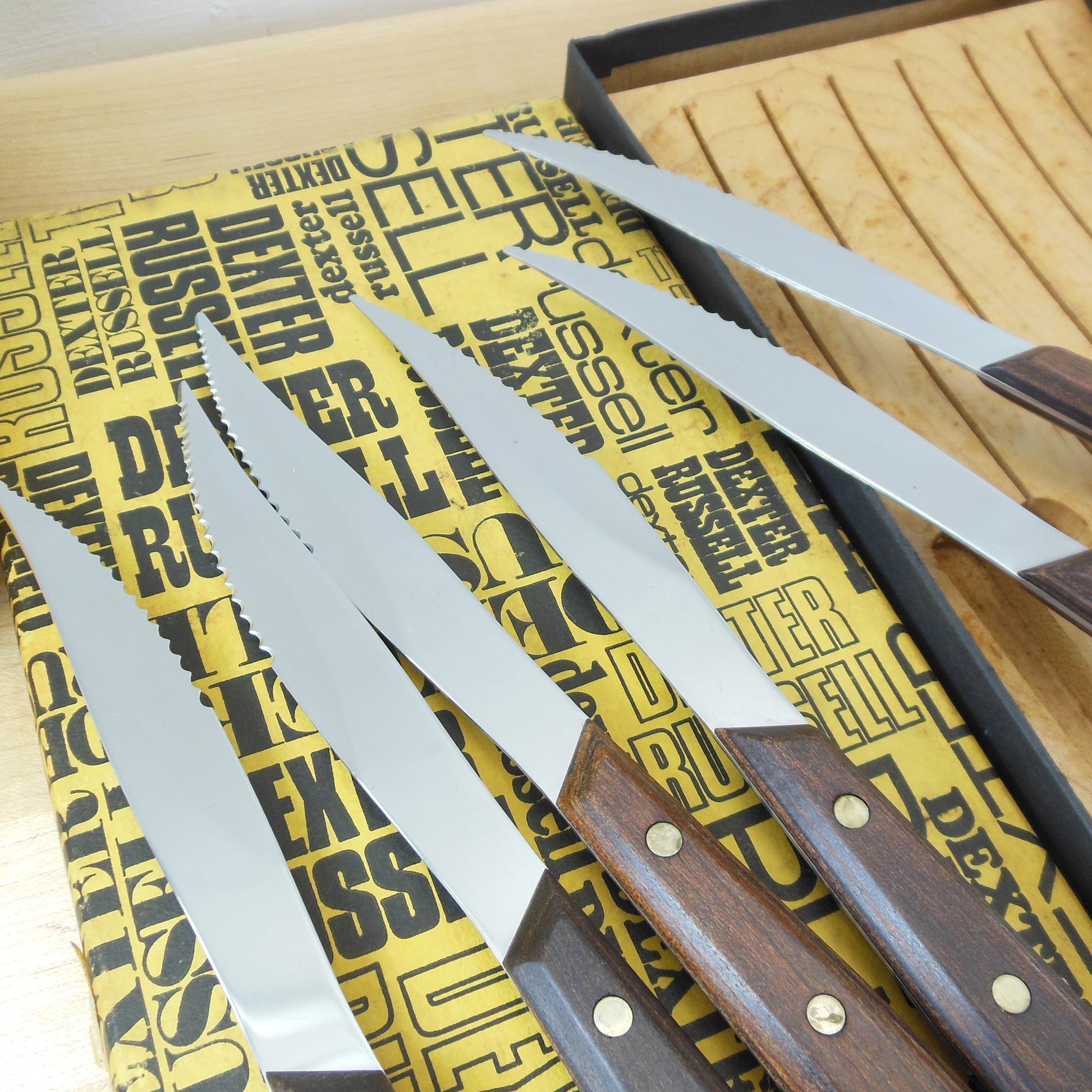 Dexter Russell Boxed 6 Set Steak Knives Sharron Steel Wood Vintage