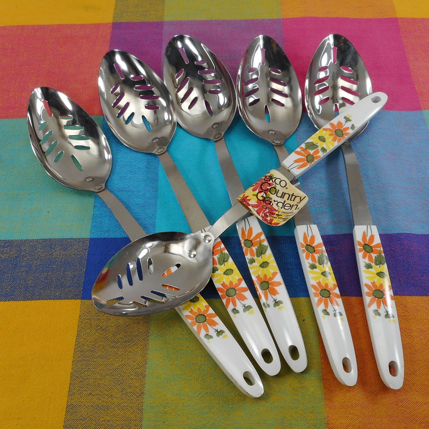 Ekco USA New Country Garden Slotted Kitchen Spoon - Mod Flowers