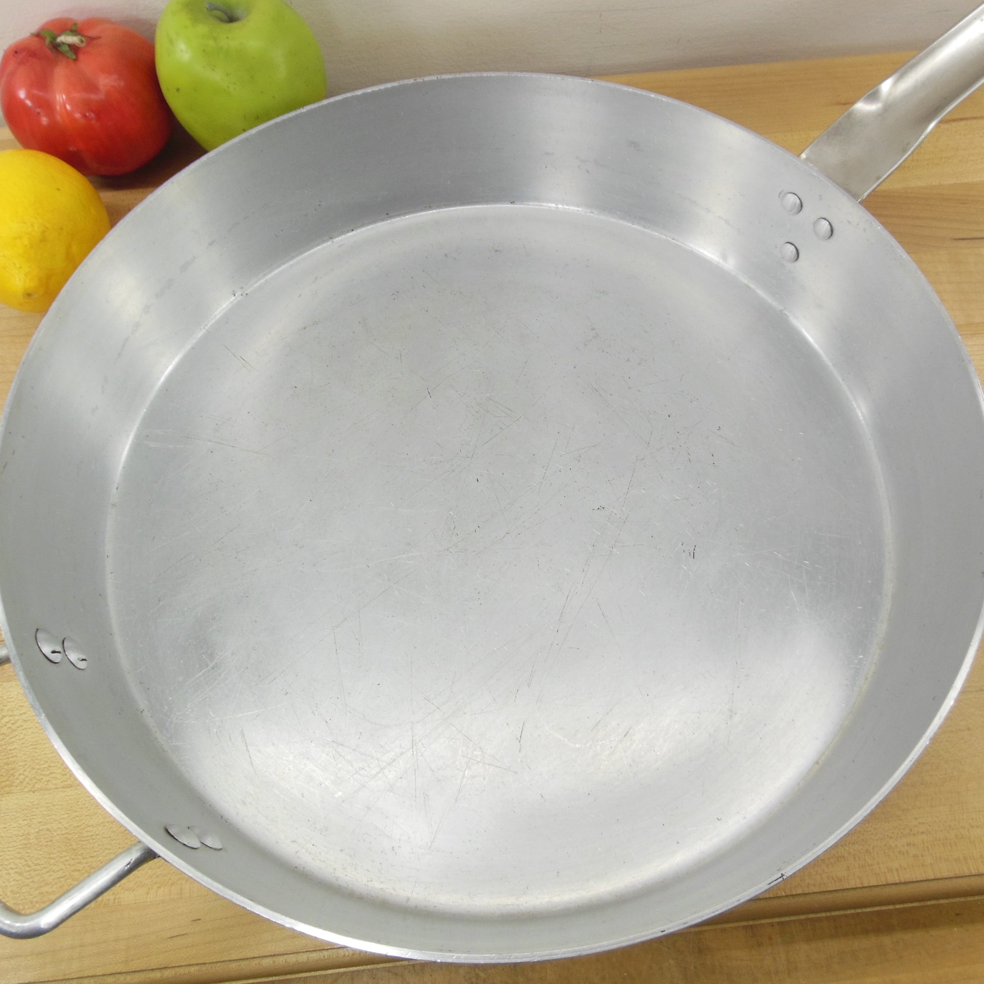 Enterprise Quality Cookware Large 14” Aluminum Frying Pan Skillet