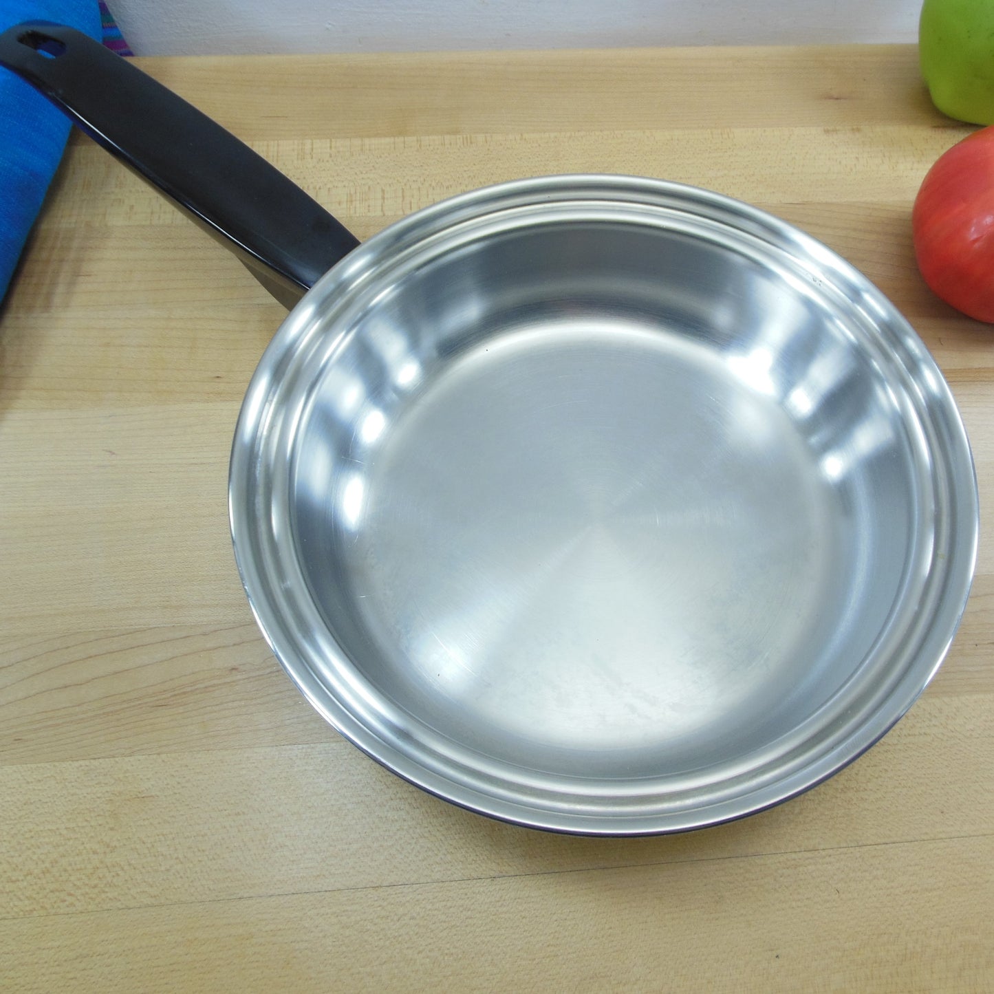 Flavorite Regal Ware Thermium Multi-Plex Stainless 8" Skillet Used