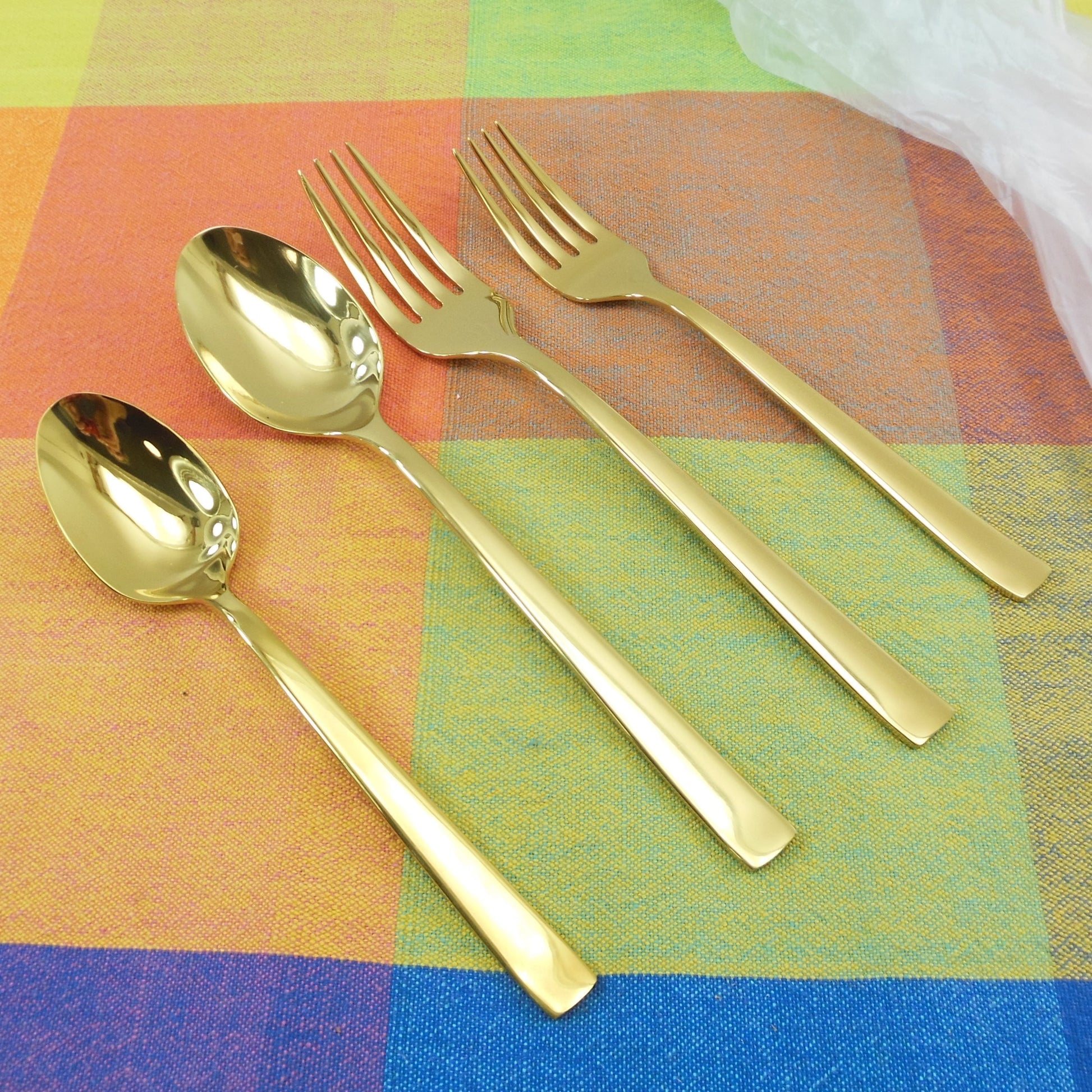Cambridge Silversmiths Beacon Gold Shiny Forks Spoons