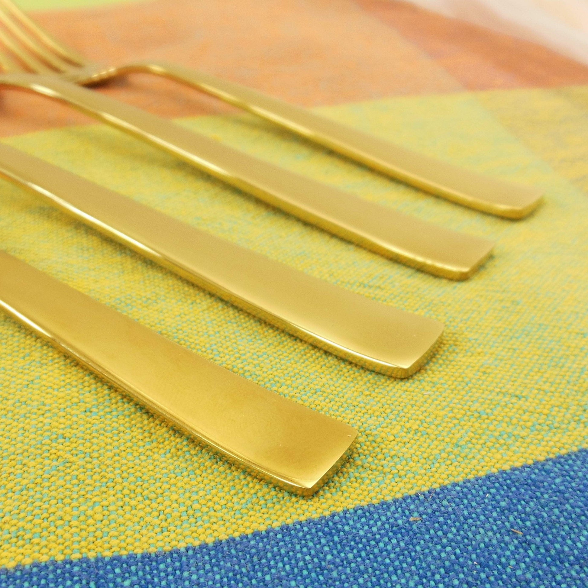 Cambridge Silversmiths Beacon Gold Shiny Forks Spoons New
