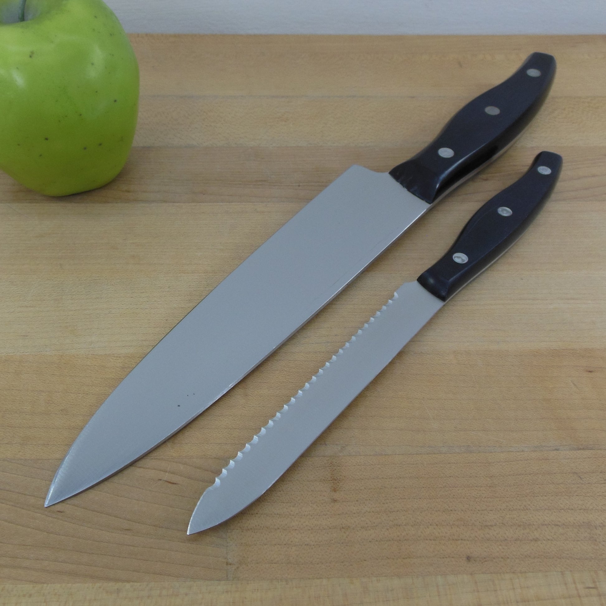 J.A. Henckels Germany Twin Signature 8" Chef & 5" Serrated Utility Knife Used