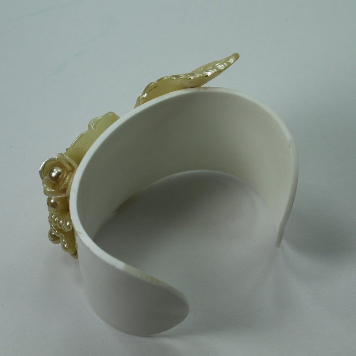 Vintage Cuff Bracelet Pearlized Flowers Dimensional 3D