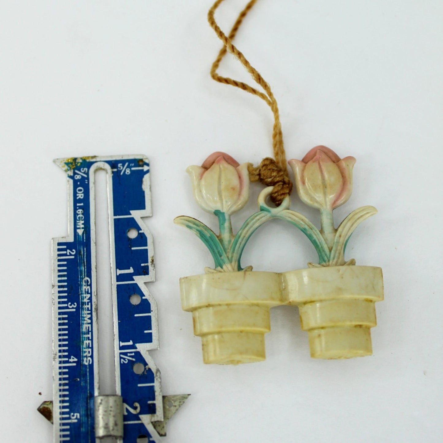 Vintage Collectible Curtain Shade Pulls Matching Pair Tulip Flower Pot Design - Olde Kitchen & Home